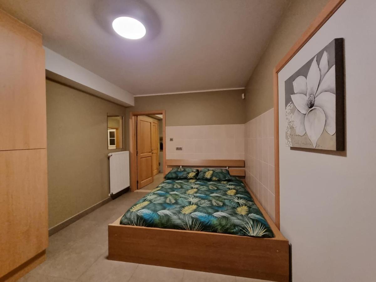 Susberg 3 Luxe Verblijf Met Zwembad En Sauna NeerNeerpelt Exterior foto
